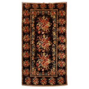 Old handmade carpet four and a half meters C Persia Code 156045