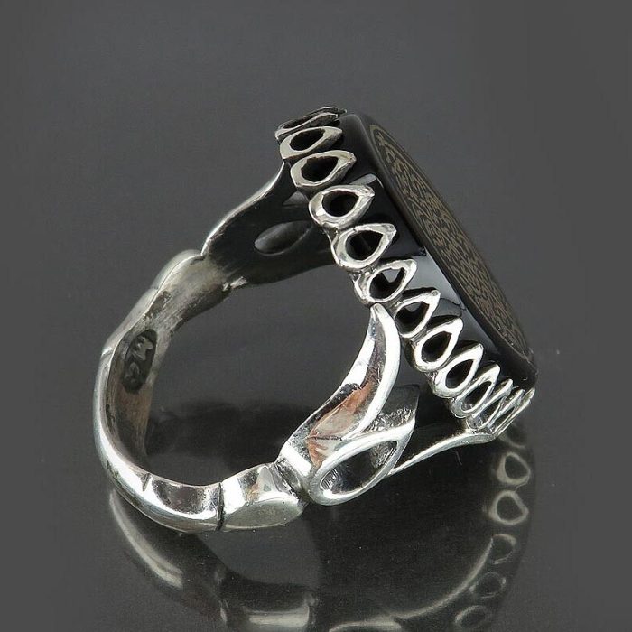 Engraved Black Agate Silver Ring with Surah An-Nas