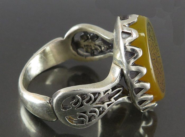 Exquisite Yellow Agate (Sharaf al-Shams) Silver Ring "Surah Al-Kawthar" Engraving