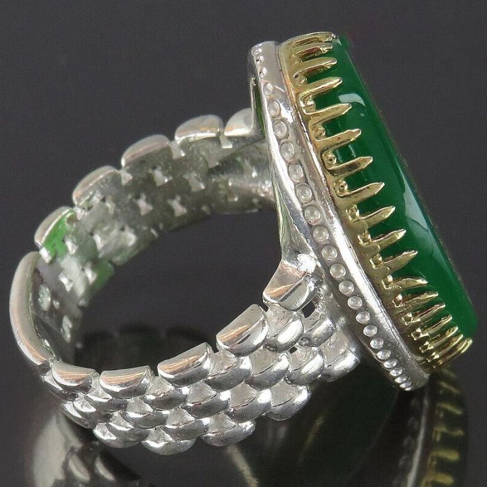 Green Agate Silver Ring with "Wa Man Yattaqillah," Nad Ali, and Four Quls Engraving and Brass Crown Design