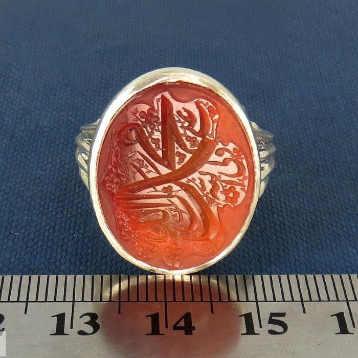 Handcrafted Men's Silver Ring with Red Agate: Engraved with 'Muhammad Rasul Allah' and 'Ali Wali Allah