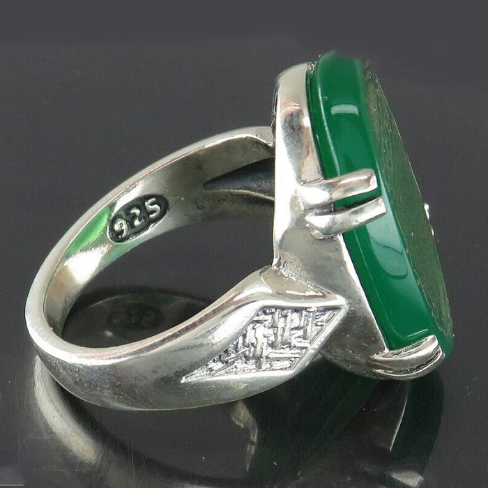 Handcrafted Men's Silver Ring with green Agate and Engraving of "Surah Ar-Rahman"