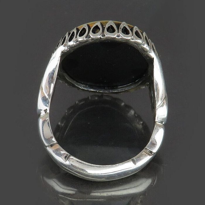 Men's & Women's Hematite Silver Ring with "Four Quls" Engraving