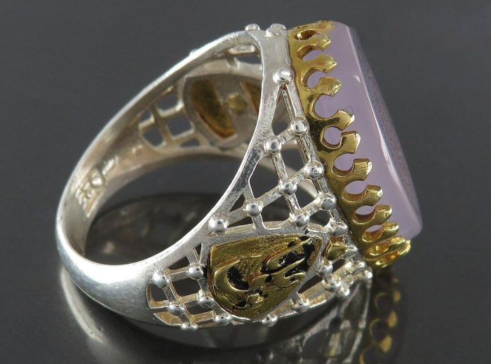 Pink Agate Silver Ring with Ya Ali Design and Engravings of Surah "An-Nas & Ayat al-Kursi"