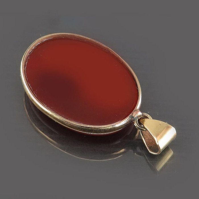 Rose Gold Necklace with Red Agate and Engraving of Surah Ar Rahman