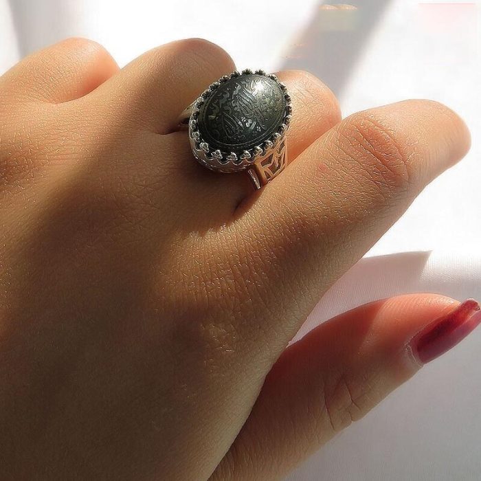 Beautiful & Delicate Women's Silver Hematite Ring with "Seven Jalale" Engraving