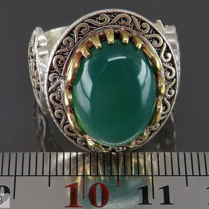 Green Agate Silver Ring with "Ya Ali Ibn Musa Al-Reza" Engraving on Frame